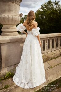 Herm’s Bridal INALA wedding dress – A-line, romantic, flowy, lace and tulle, plunging neckline, corset bodice, bare shoulders, no train