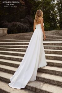 Herm’s Bridal INDEE wedding dress – simple, modest, mermaid, slim, lace and crepe, corset bodice, straight neckline, bare shoulders, no train, with train