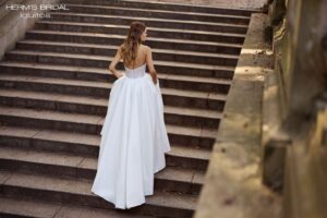 Herm’s Bridal IQUITOS wedding dress – A-line, princess, simple, lace and satin, plunging neckline, corset bodice, sweetheart neckline, bare shoulders, no train