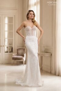 Herm’s Bridal CALLAO wedding dress – mermaid, slim, embellished, lace and tulle, plunging neckline, corset bodice, sweetheart neckline, bare shoulders, long sleeves, short, with train